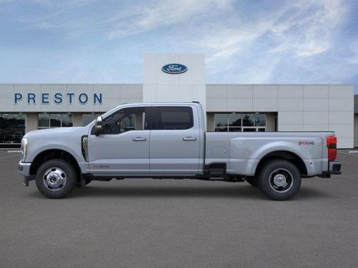 2025 Ford F-350 Lariat Super Duty