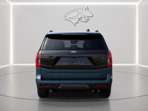 Nocturnal Blue 2027 Ford Expedition Platinum