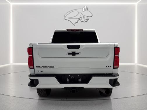 Summit White 2024 Chevrolet Silverado 2500 LTZ