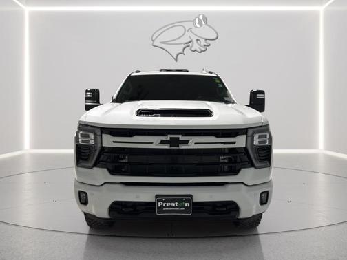 Summit White 2024 Chevrolet Silverado 2500 LTZ