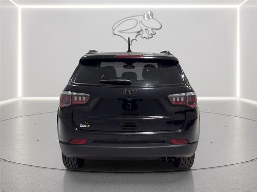Diamond Black 2019 Jeep Compass Upland
