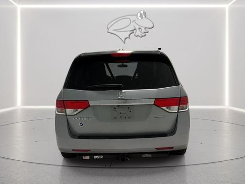 Lunar Silver Metallic 2016 Honda Odyssey SE