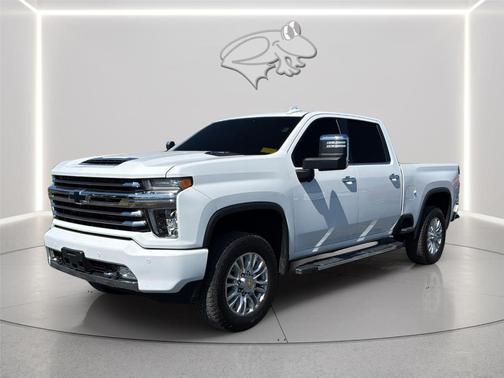 Summit White 2022 Chevrolet Silverado 2500 High Country