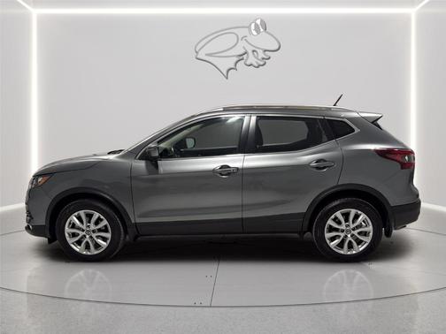 Gun Metallic 2022 Nissan Rogue Sport SV