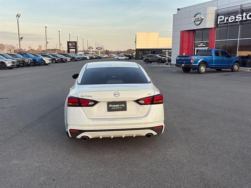 2023 Nissan Altima 2.5 SV