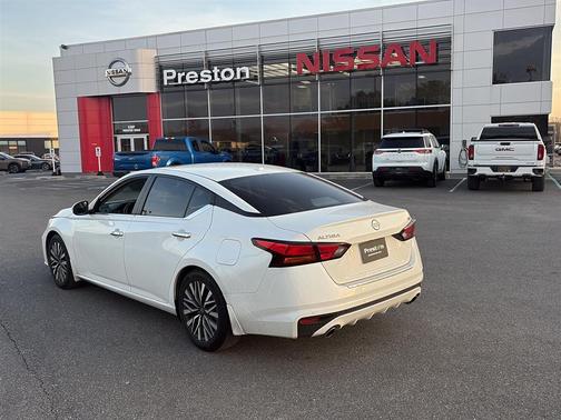 2023 Nissan Altima 2.5 SV