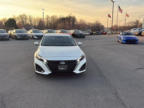 2023 Nissan Altima 2.5 SV