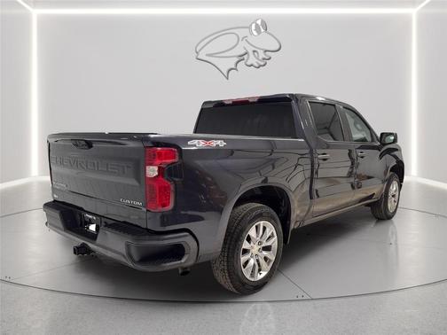 Gray 2022 Chevrolet Silverado 1500 Custom