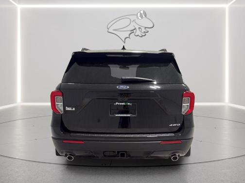 Agate Black 2023 Ford Explorer ST-Line