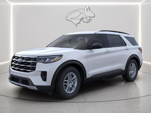 Space White Metallic 2026 Ford Explorer Active