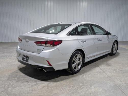 2018 Hyundai SONATA Limited