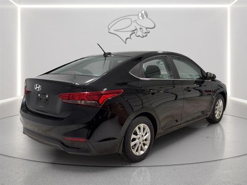 Absolute Black 2019 Hyundai Accent SEL