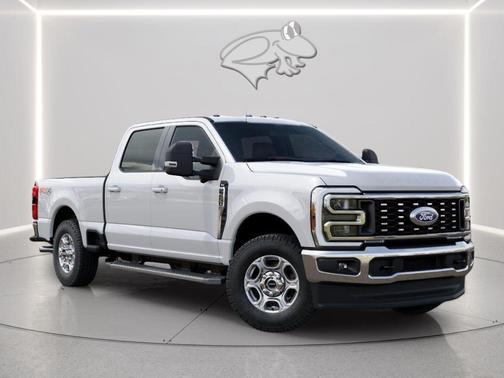 Oxford White 2027 Ford F-250 XLT