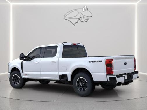 Star White 2026 Ford F-350 Lariat Super Duty