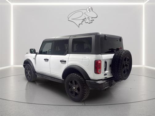 Oxford White 2024 Ford Bronco Black Diamond