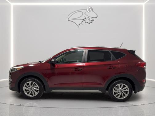 Ruby Wine 2017 Hyundai TUCSON SE