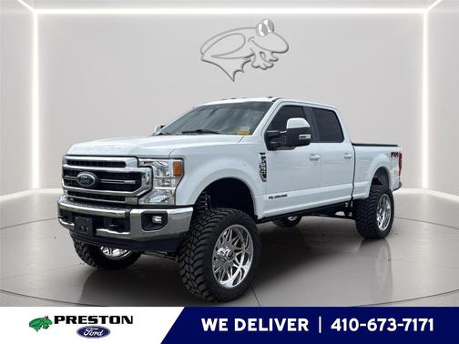 Oxford White 2022 Ford F-250 Lariat