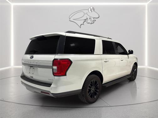Star White 2024 Ford Expedition Max XLT