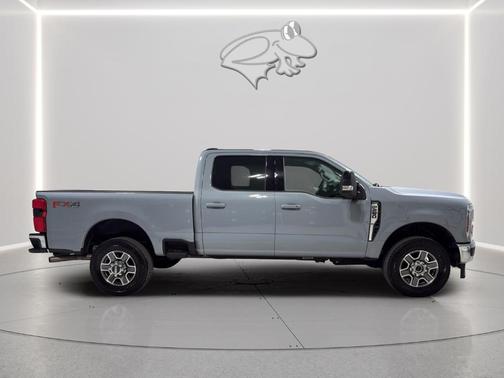Glacier Gray Metallic 2025 Ford F-250 Lariat