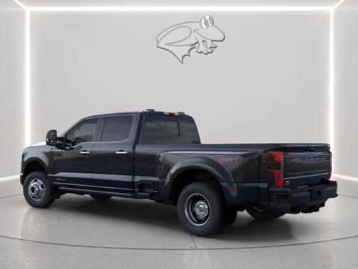 Agate Black 2026 Ford F-350 Platinum