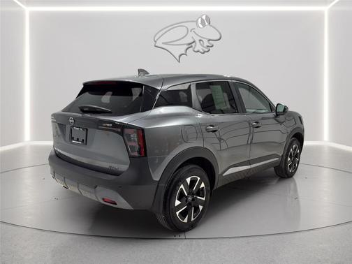 Gun Metallic 2025 Nissan Kicks SV