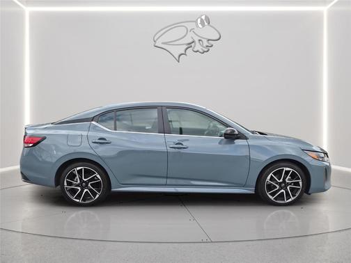 Atlantic Gray M 2024 Nissan Sentra SR