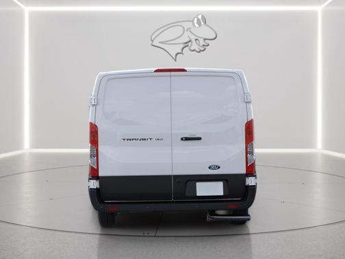 Oxford White 2026 Ford Transit-150