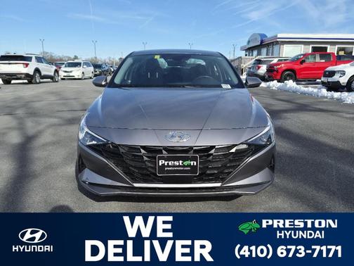 2023 Hyundai ELANTRA SEL