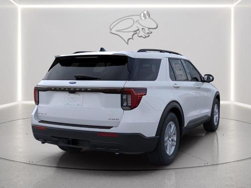 Space Gray 2026 Ford Explorer Active