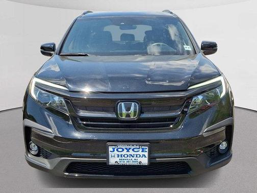 Crystal Black Pearl 2022 Honda Pilot Sport