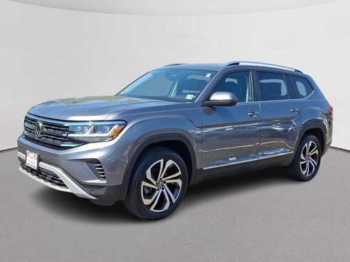 Platinum Gray Metallic 2023 Volkswagen Atlas 3.6L SEL