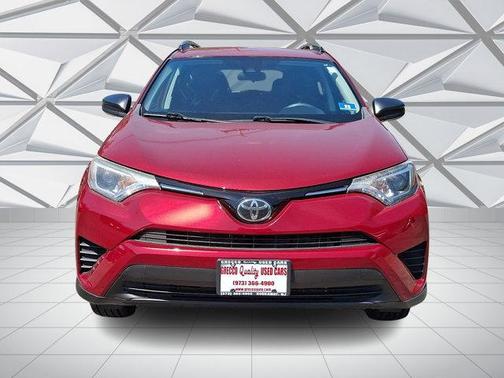 Ruby Flare Pearl 2018 Toyota RAV4 LE