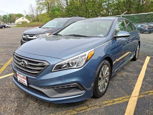 Nouveau Blue 2017 Hyundai SONATA Sport
