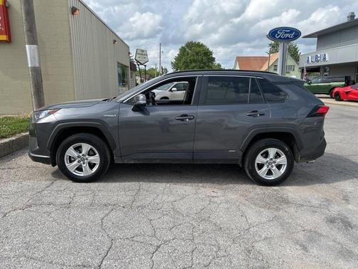 2021 Toyota RAV4 Hybrid LE