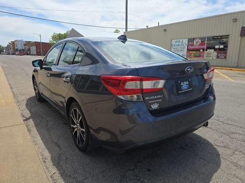 Carbide Gray Metallic 2017 Subaru Impreza 2.0i Limited