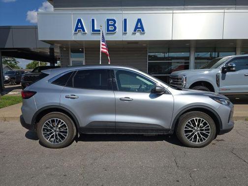 Iconic Silver Metallic 2023 Ford Escape PHEV SE