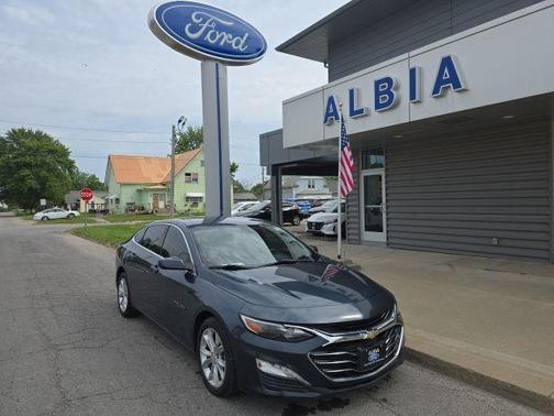 Shadow Gray Metallic 2020 Chevrolet Malibu FWD LT