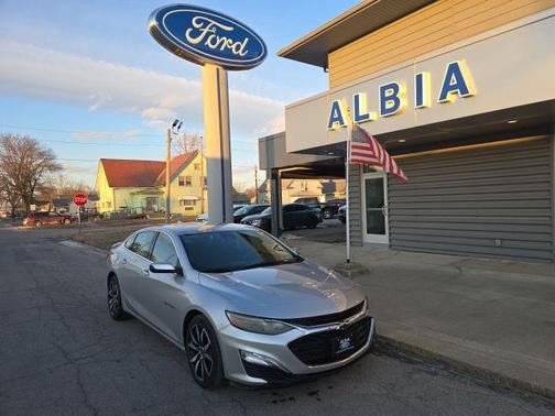 2022 Chevrolet Malibu FWD RS