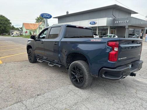 2023 Chevrolet Silverado 1500 Custom Trail Boss