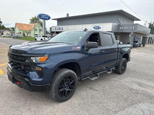 2023 Chevrolet Silverado 1500 Custom Trail Boss