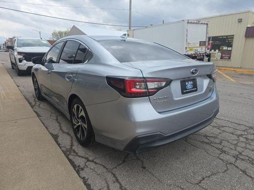 Ice Silver Metallic 2020 Subaru Legacy Premium