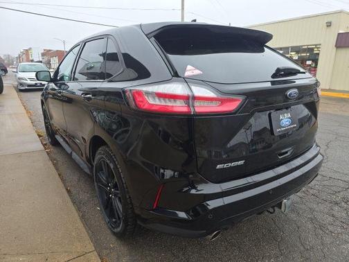 2020 Ford Edge ST