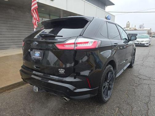 2020 Ford Edge ST