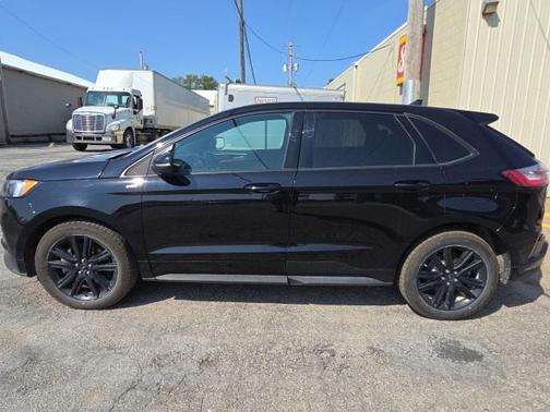 2020 Ford Edge ST