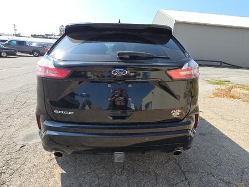 2020 Ford Edge ST