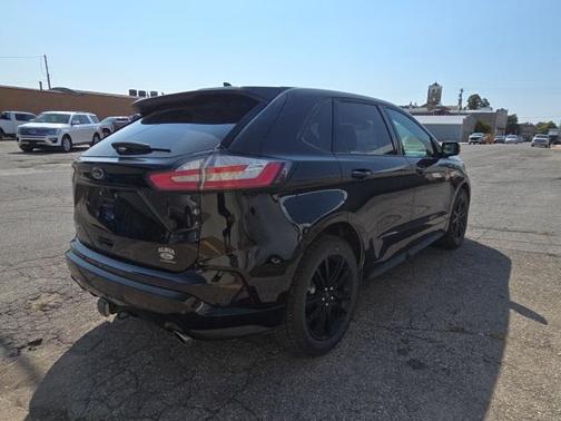 2020 Ford Edge ST