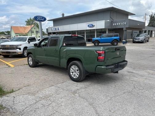 2023 Nissan Frontier SV