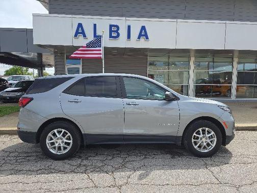 Sterling Gray Metallic 2024 Chevrolet Equinox LS