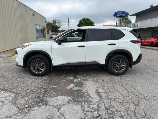 2022 Nissan Rogue S