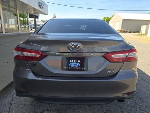 Predawn Gray Mica 2018 Toyota Camry XLE